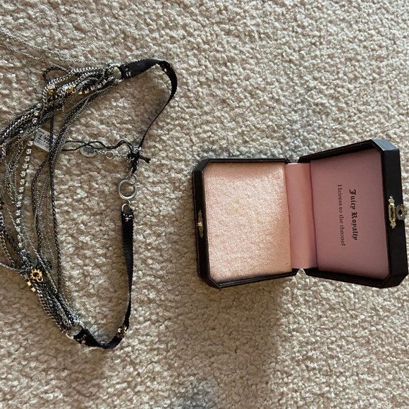 Juicy Couture Necklace - Picture 3 of 3
